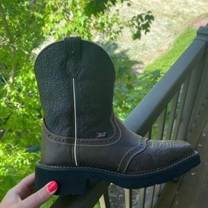 Justin Boot Gypsy Flower embossed square toe